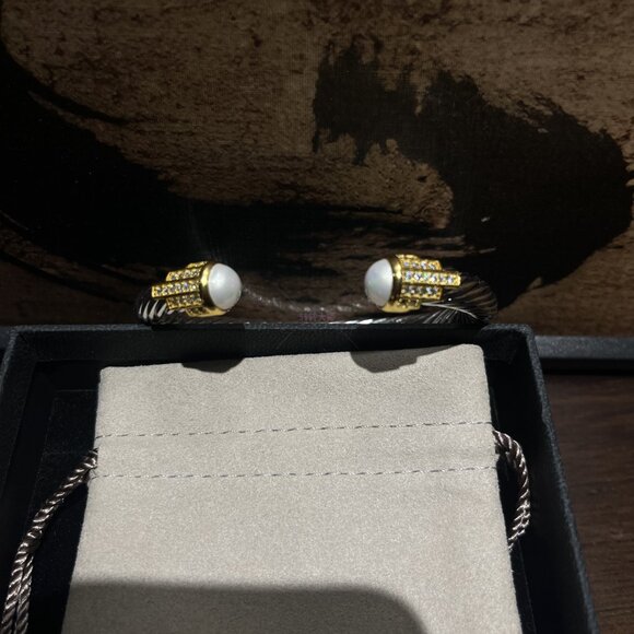 D̲a̲v̲i̲d̲ ̲Y̲u̲r̲m̲a̲n̲ Cable Classics Bracelet with Pearl & 14k Gold 7mm - Picture 4 of 5